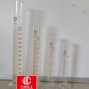 量筒，玻璃量筒